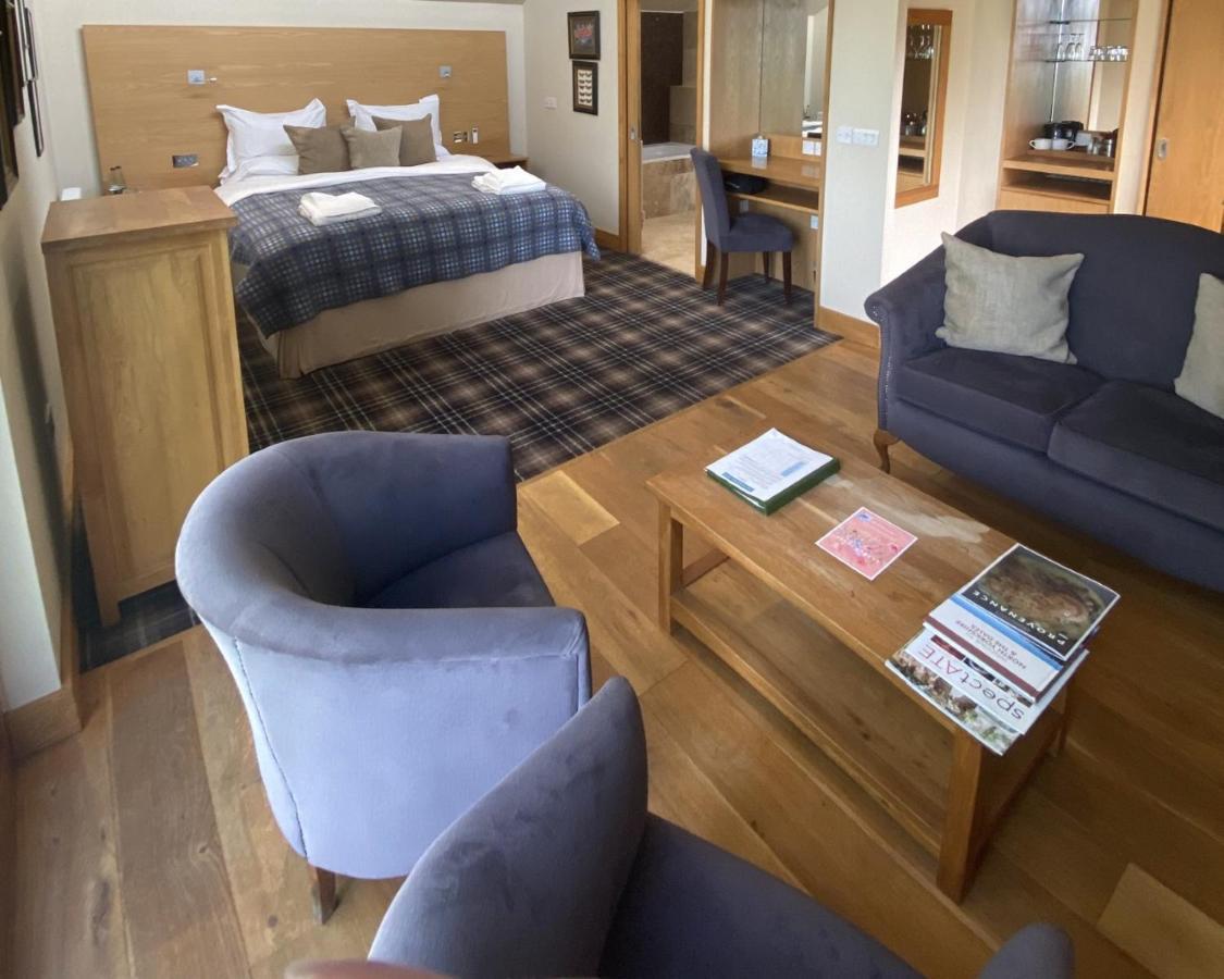 Отель The Carpenters Arms Felixkirk Экстерьер фото